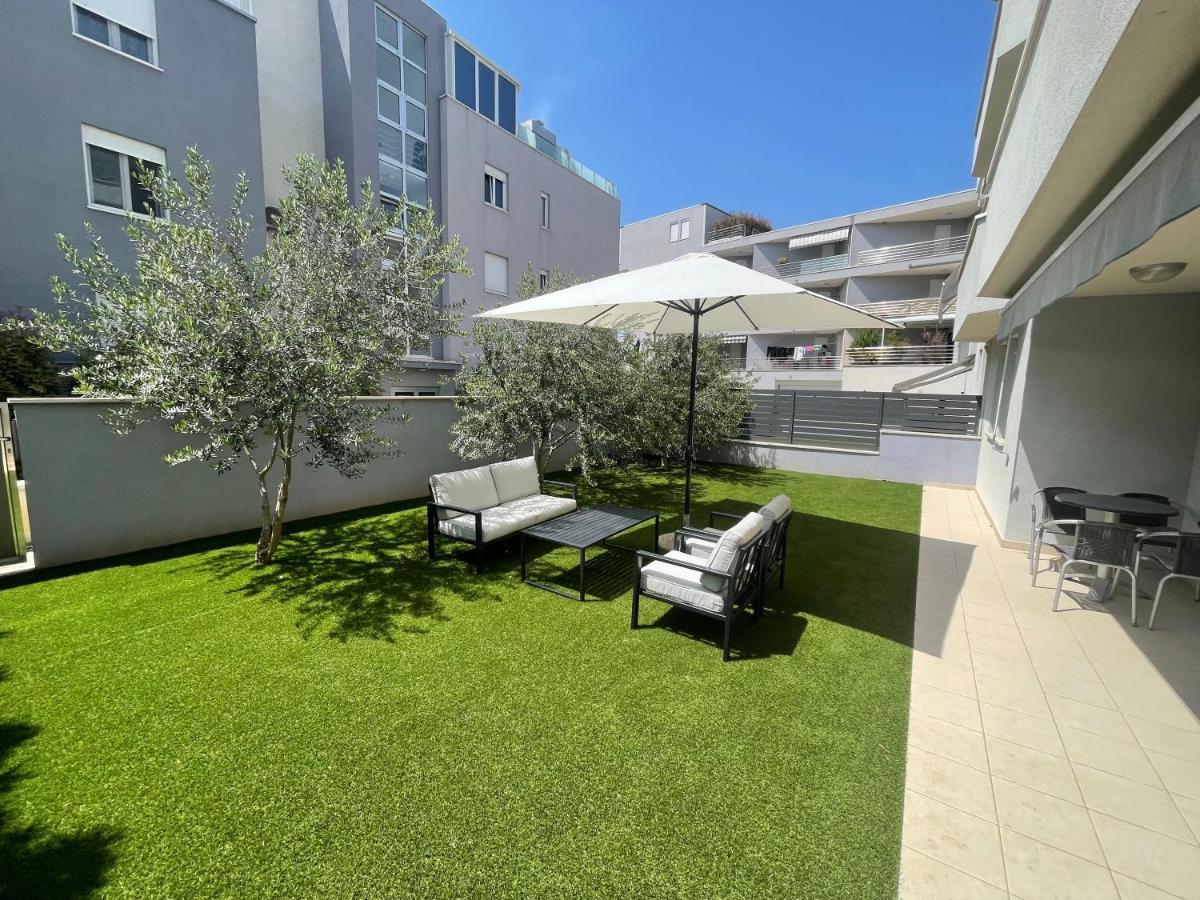 Adriatic Queen Rooms & Apartments Split Bagian luar foto